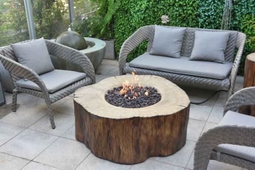 Elementi gas fire pit Manchaster grey