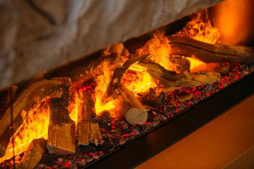 Preview: Electric Fireplace Faber e-MatriX 1050/400 II Linear